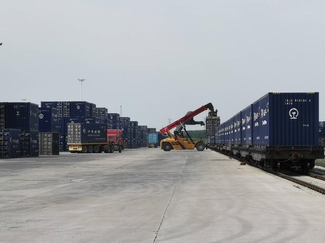 省時(shí)即辦自助！吉林省交通運(yùn)輸廳推出三項(xiàng)便民措施助力道路貨物運(yùn)輸